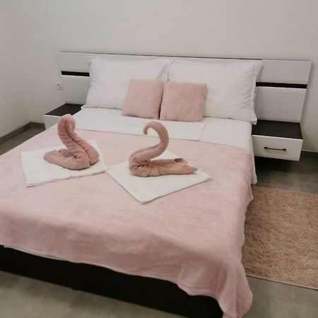 Vila Zdenka โนวีวีโนดอลสกี ภายนอก รูปภาพ