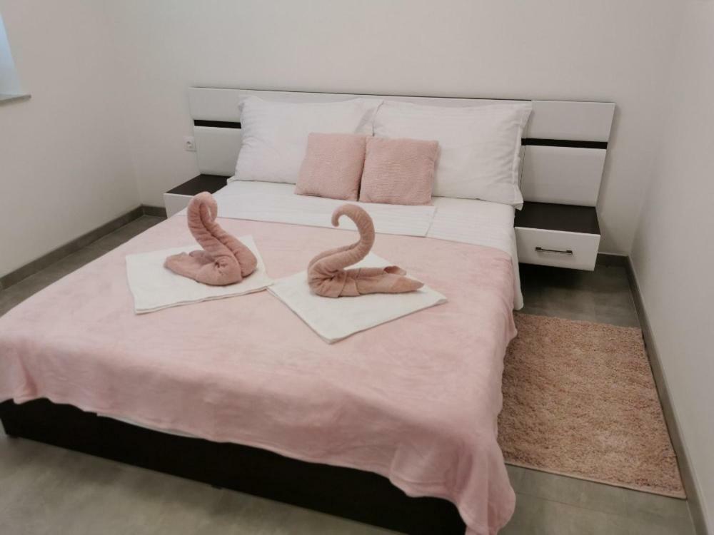 Vila Zdenka โนวีวีโนดอลสกี ภายนอก รูปภาพ